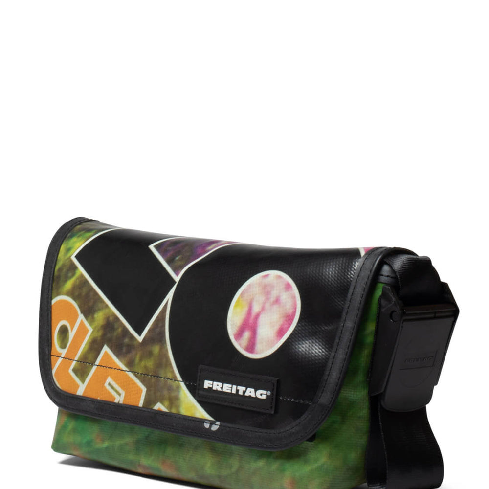 
                      
                        Freitag Bag Hawaii Five-O green/black/pink
                      
                    