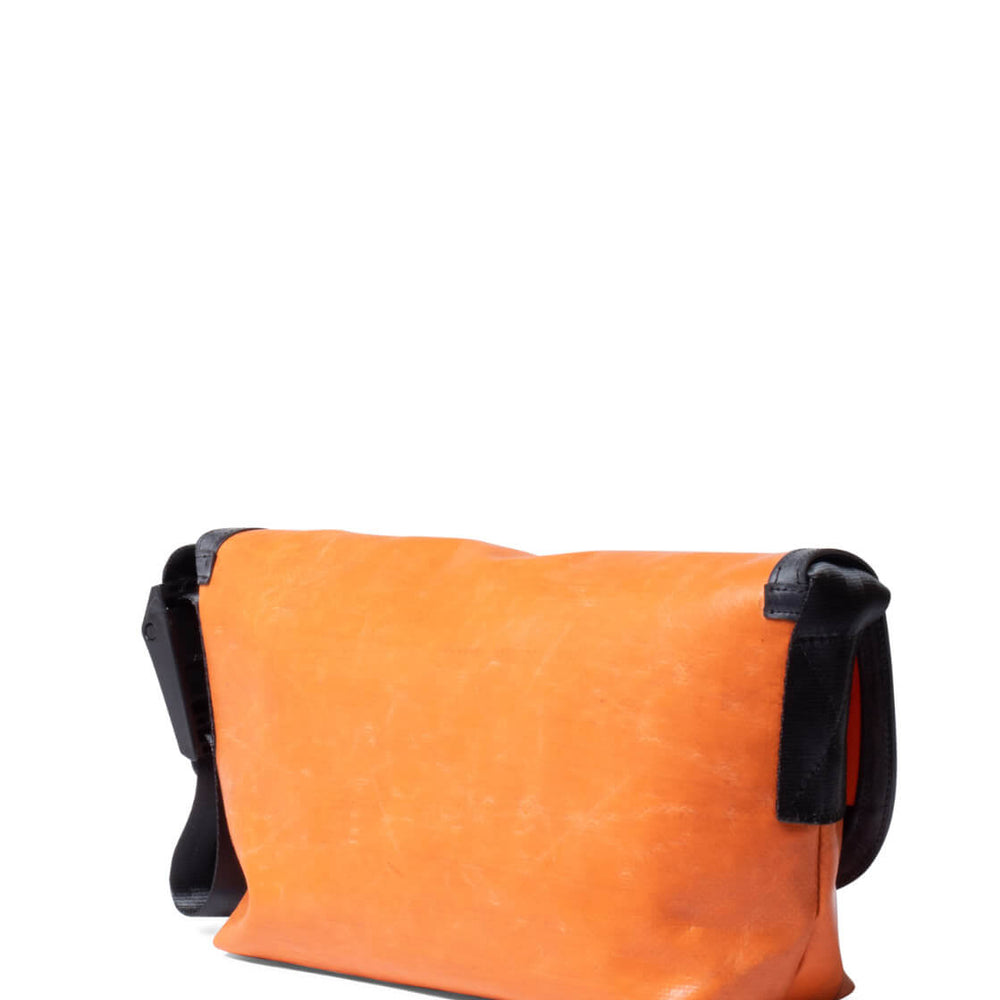 
                      
                        Freitag Bag Hawaii Five-O orange
                      
                    