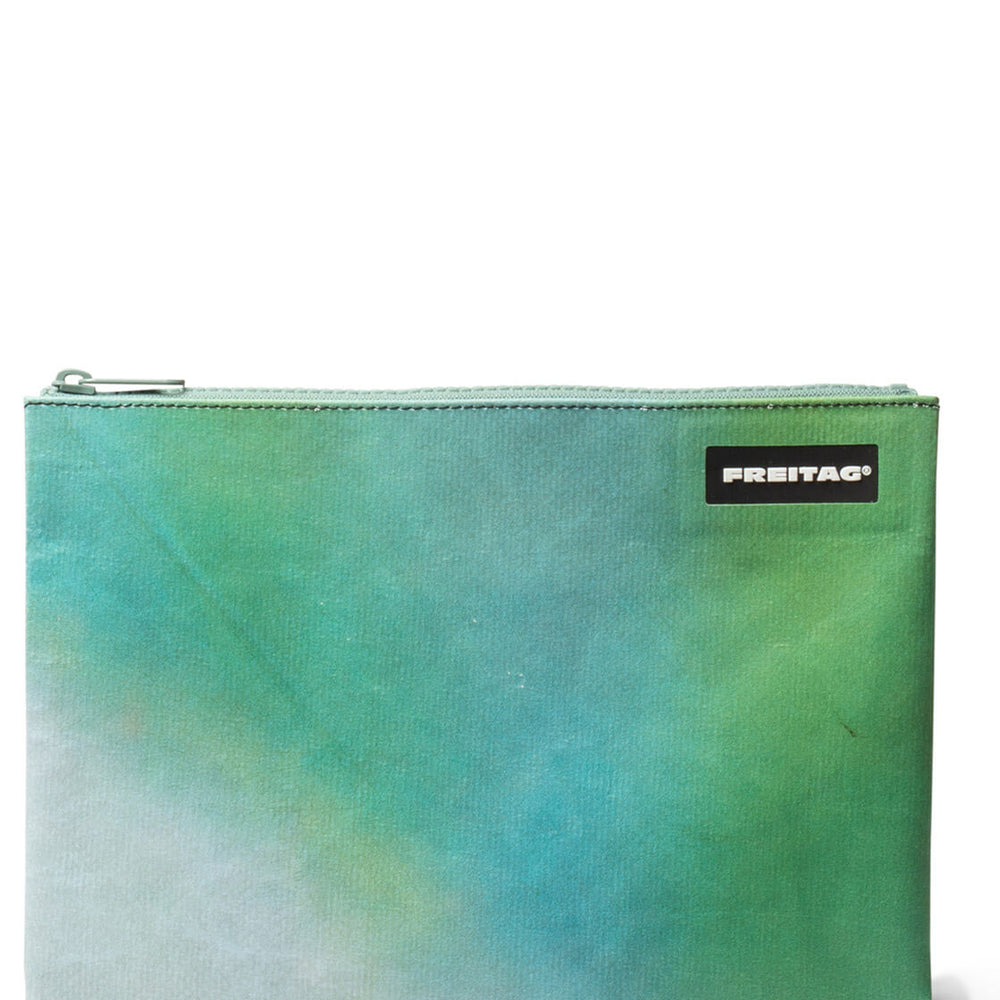 Freitag Pouch Chuck green/blue