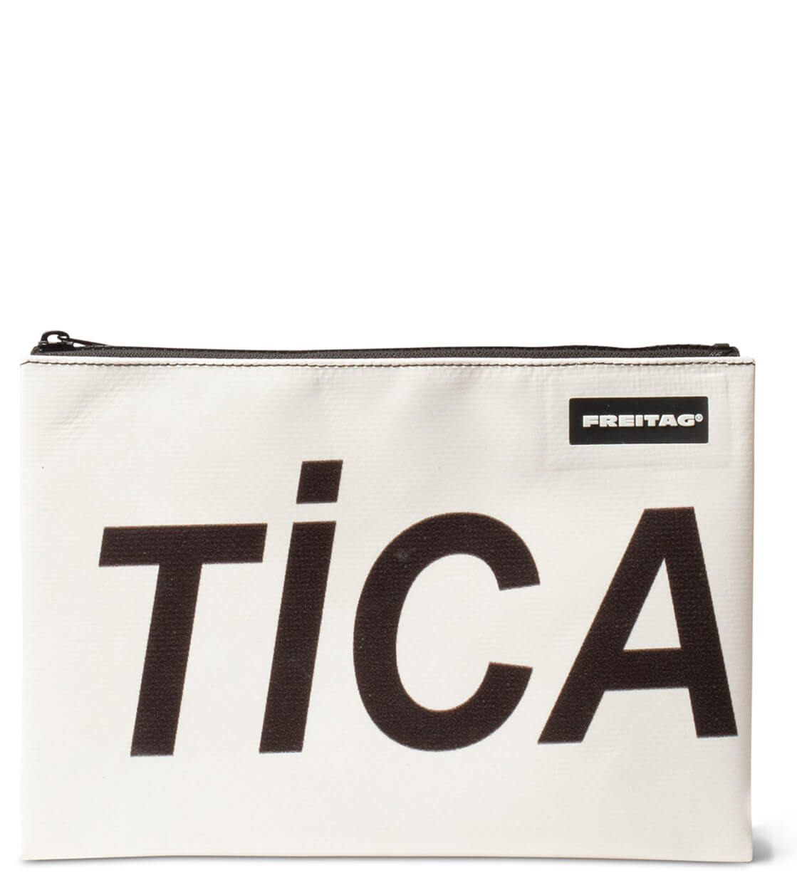 Freitag Pouch Chuck white/black