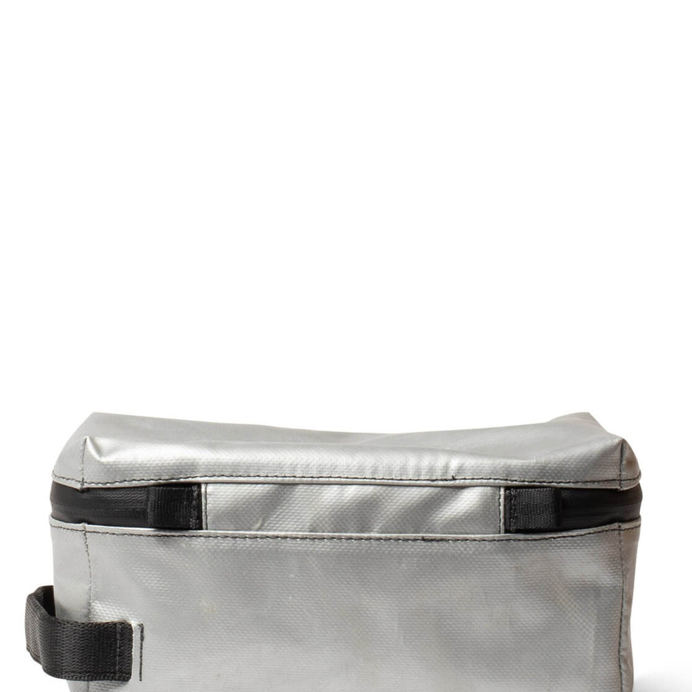 Freitag Toiletry Kit Wayne silver