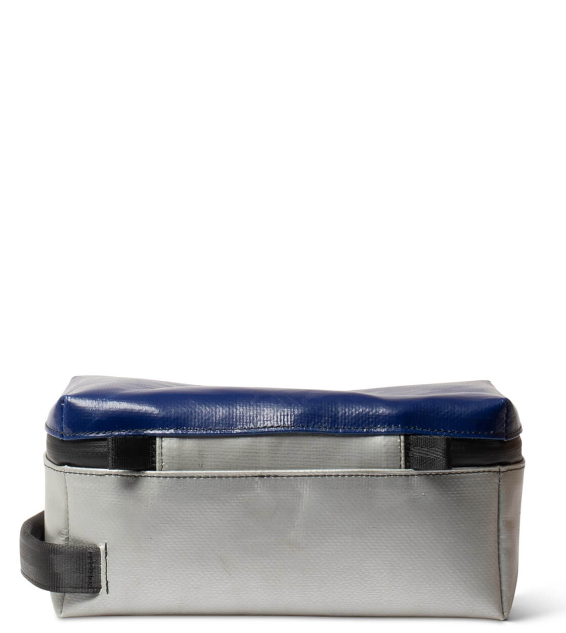 Freitag Toiletry Kit Wayne silver/blue