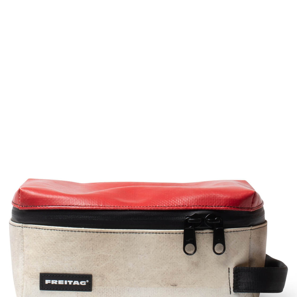 Freitag Toiletry Kit Wayne white/red