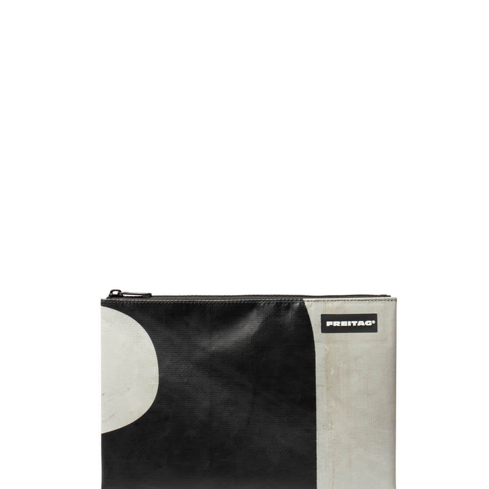 Freitag Pouch Chuck black/grey