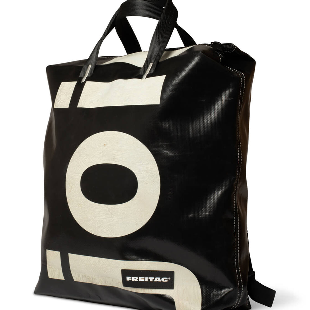 Freitag Backpack Pete black/white