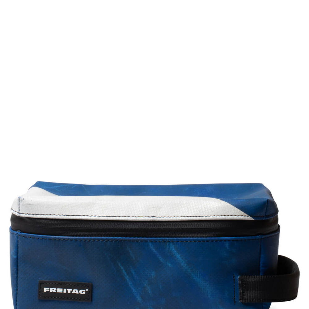 Freitag Toiletry Kit Wayne blue/white
