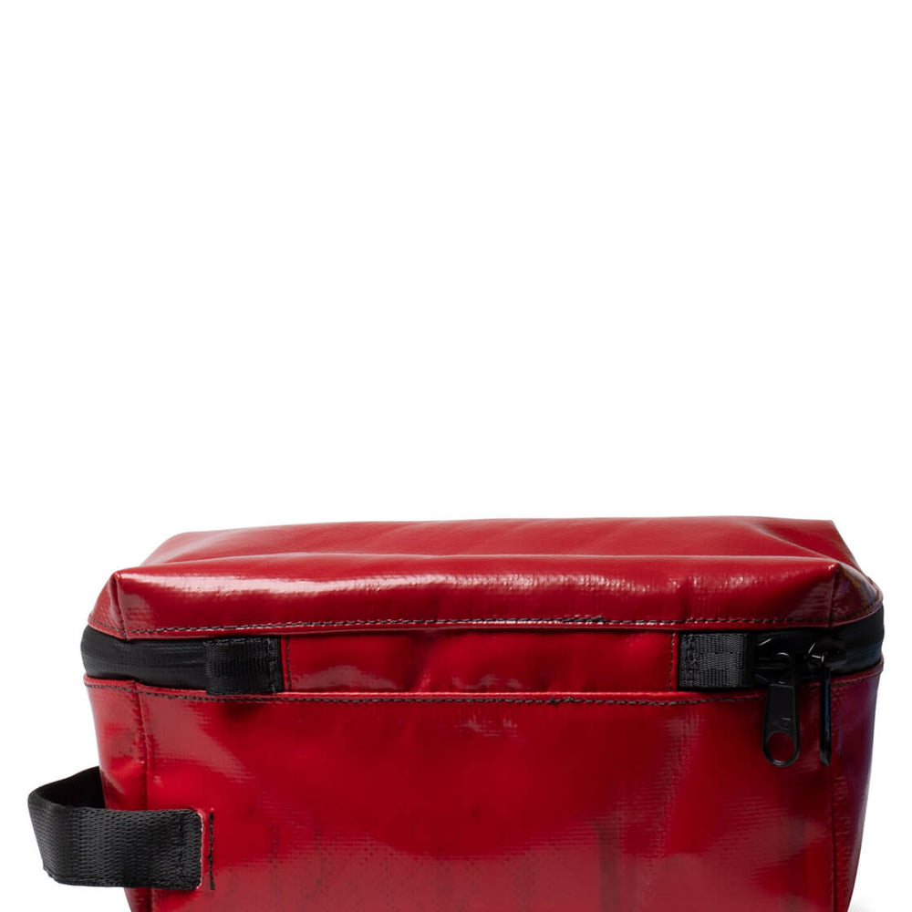 Freitag Toiletry Kit Wayne red