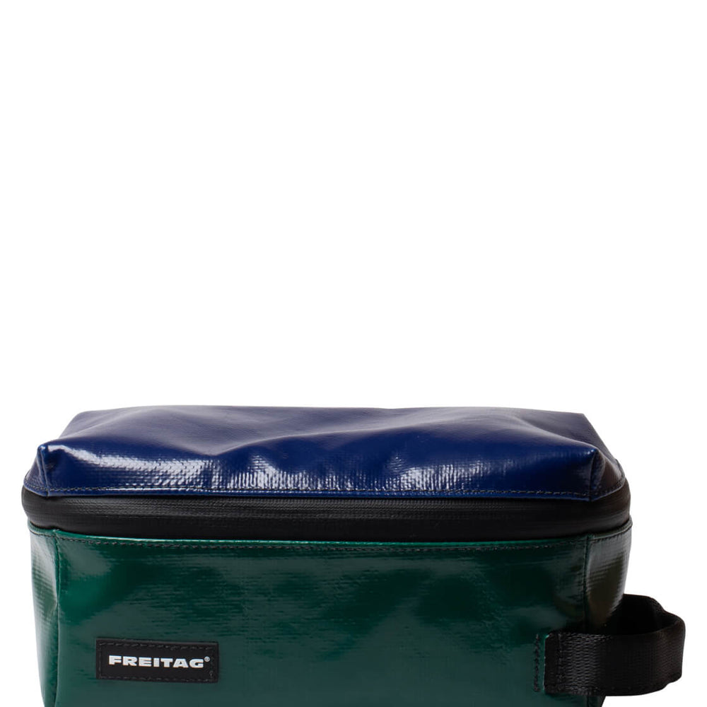 Freitag Toiletry Kit Wayne green/blue