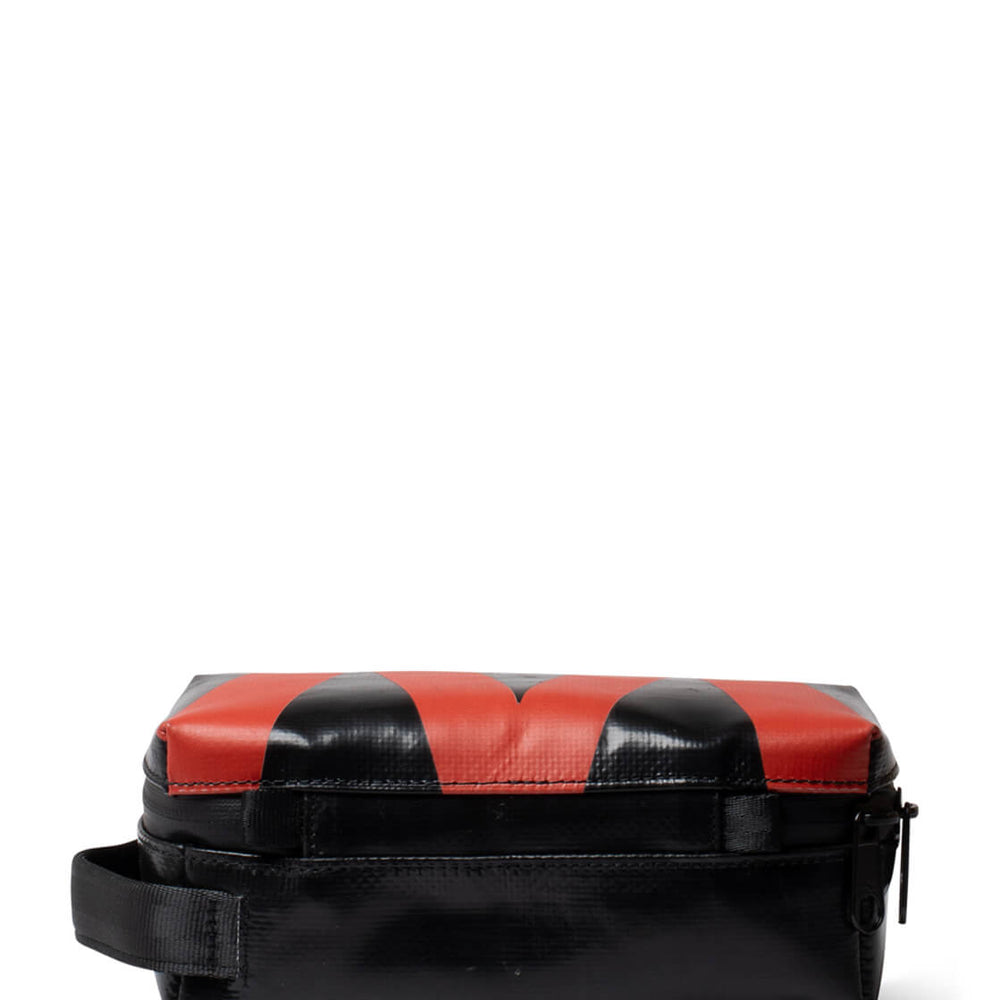 Freitag Toiletry Kit Cheyenne black/red
