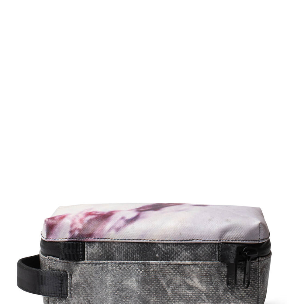 Freitag Toiletry Kit Cheyenne grey/white/purple