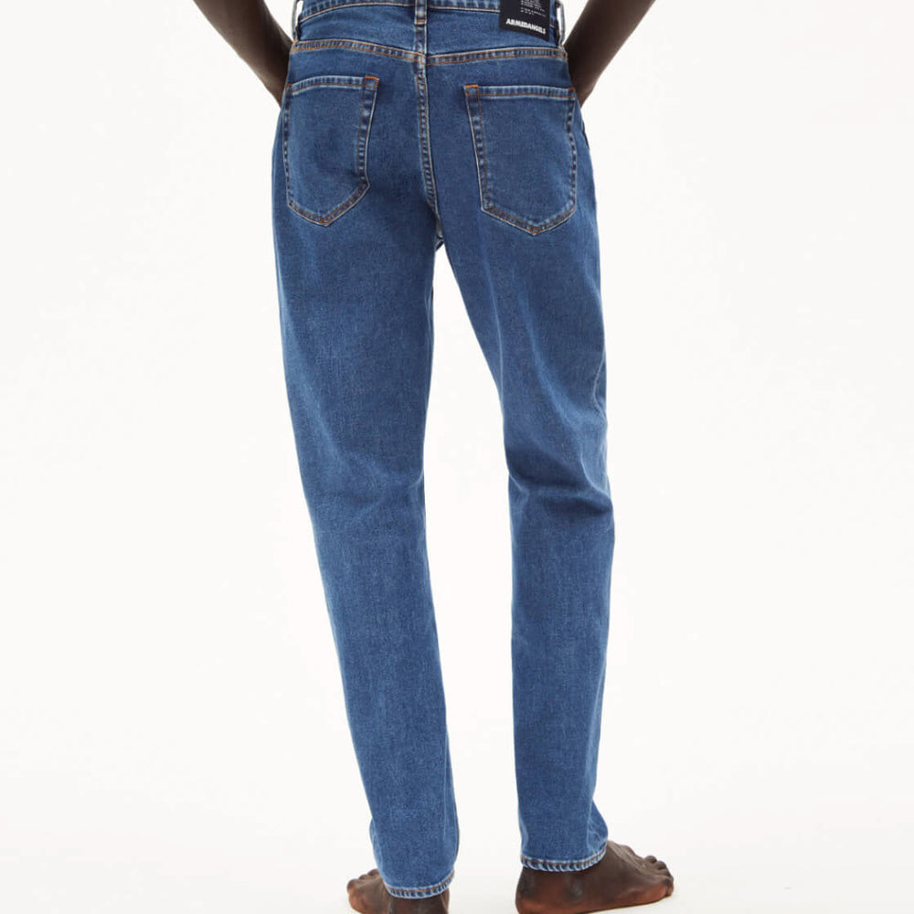 
                      
                        Armedangels Jeans Aarjo Tarpa blue base
                      
                    