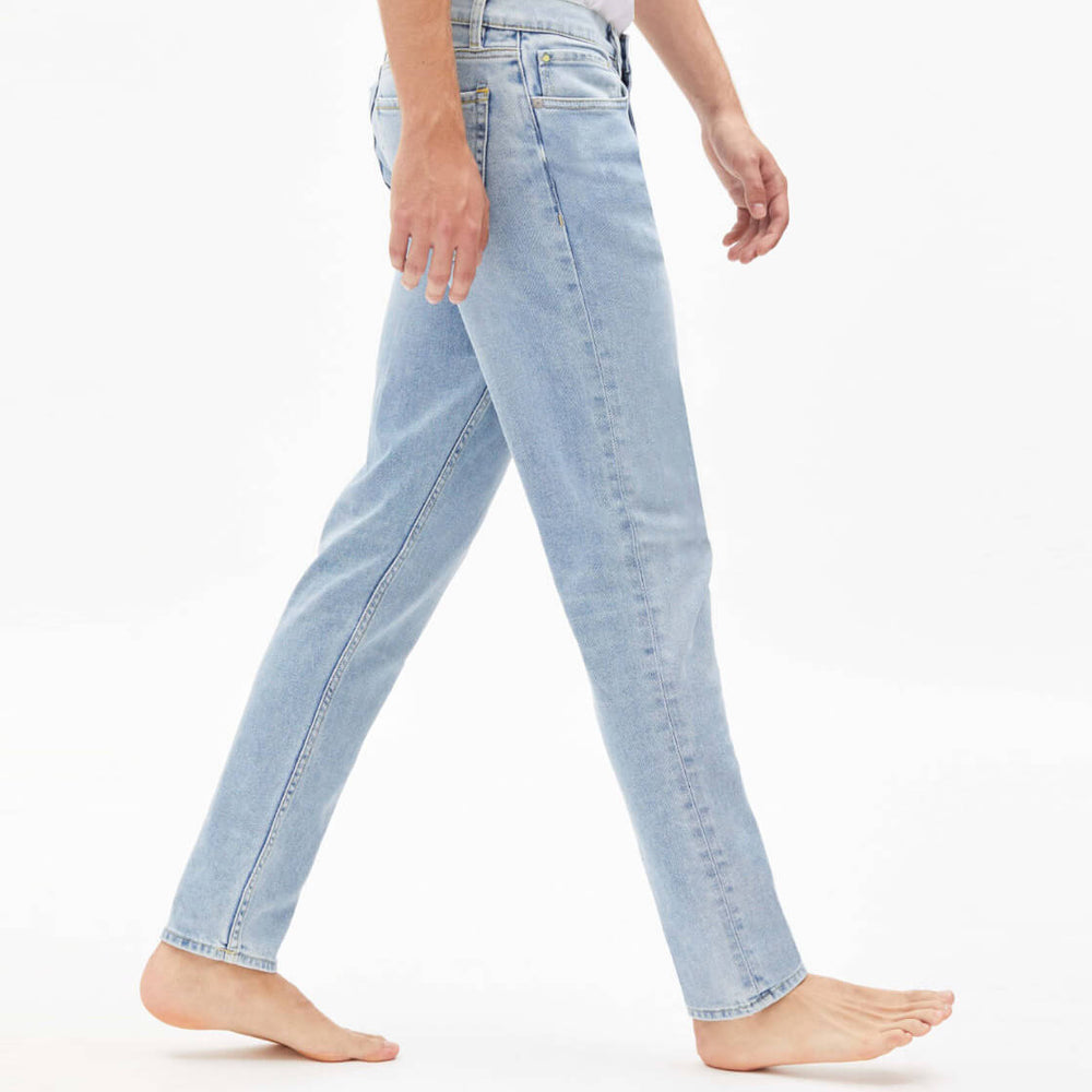 
                      
                        Armedangels Jeans Aarjo blue easy
                      
                    