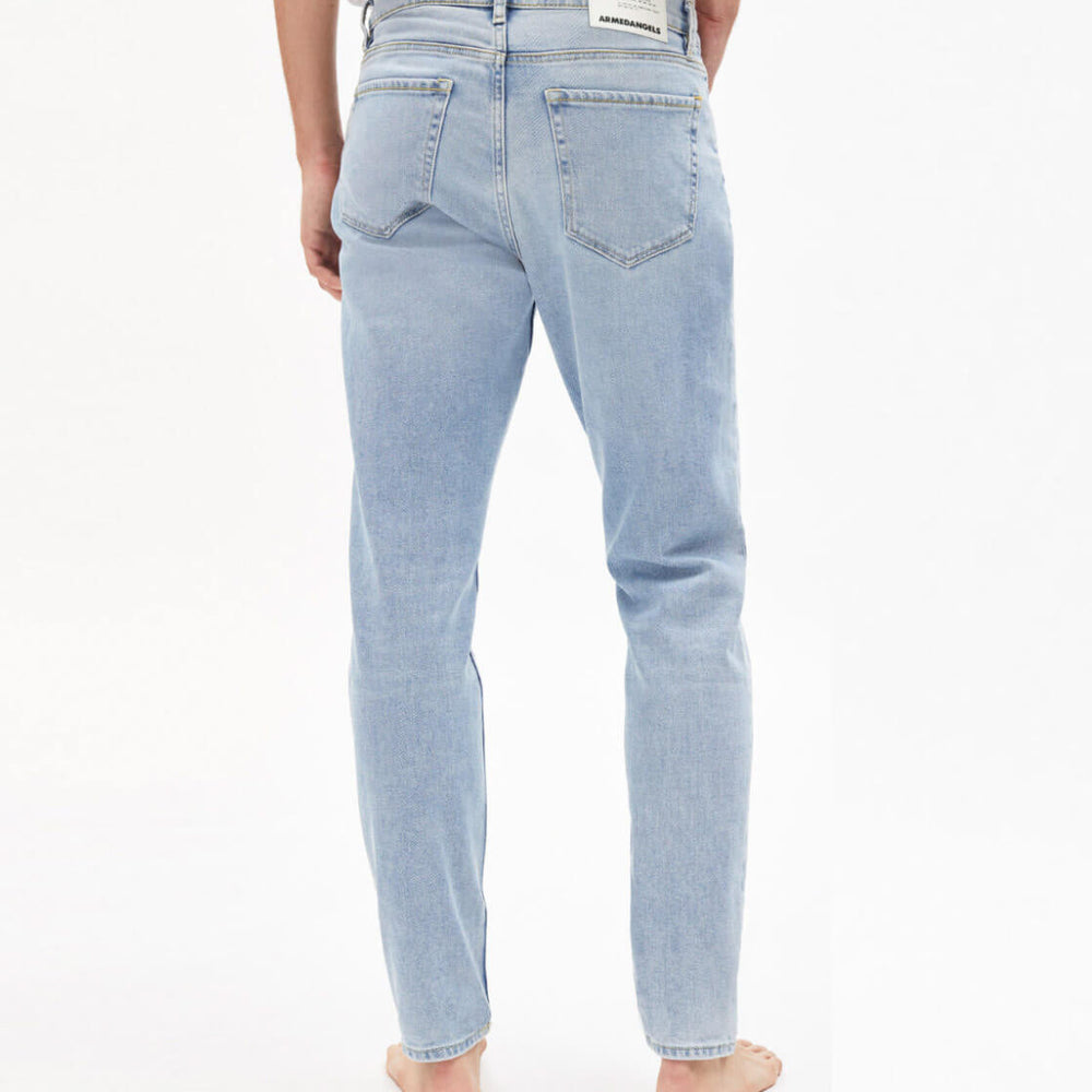 
                      
                        Armedangels Jeans Aarjo blue easy
                      
                    