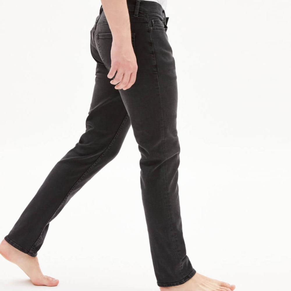 
                      
                        Armedangels Jeans Iaan x Stretch black washed
                      
                    