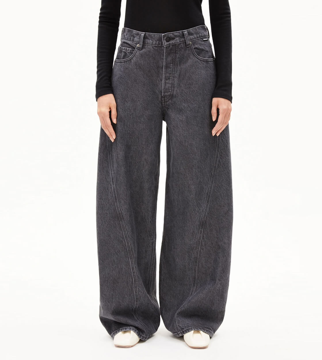 Armedangels W Jeans Aalthea Mid Waist Barrel black corno