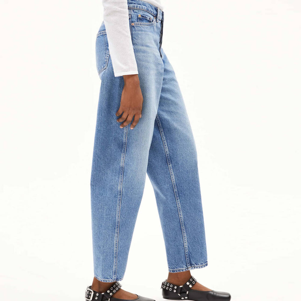 
                      
                        Armedangels W Jeans Baarell blue crunchy
                      
                    
