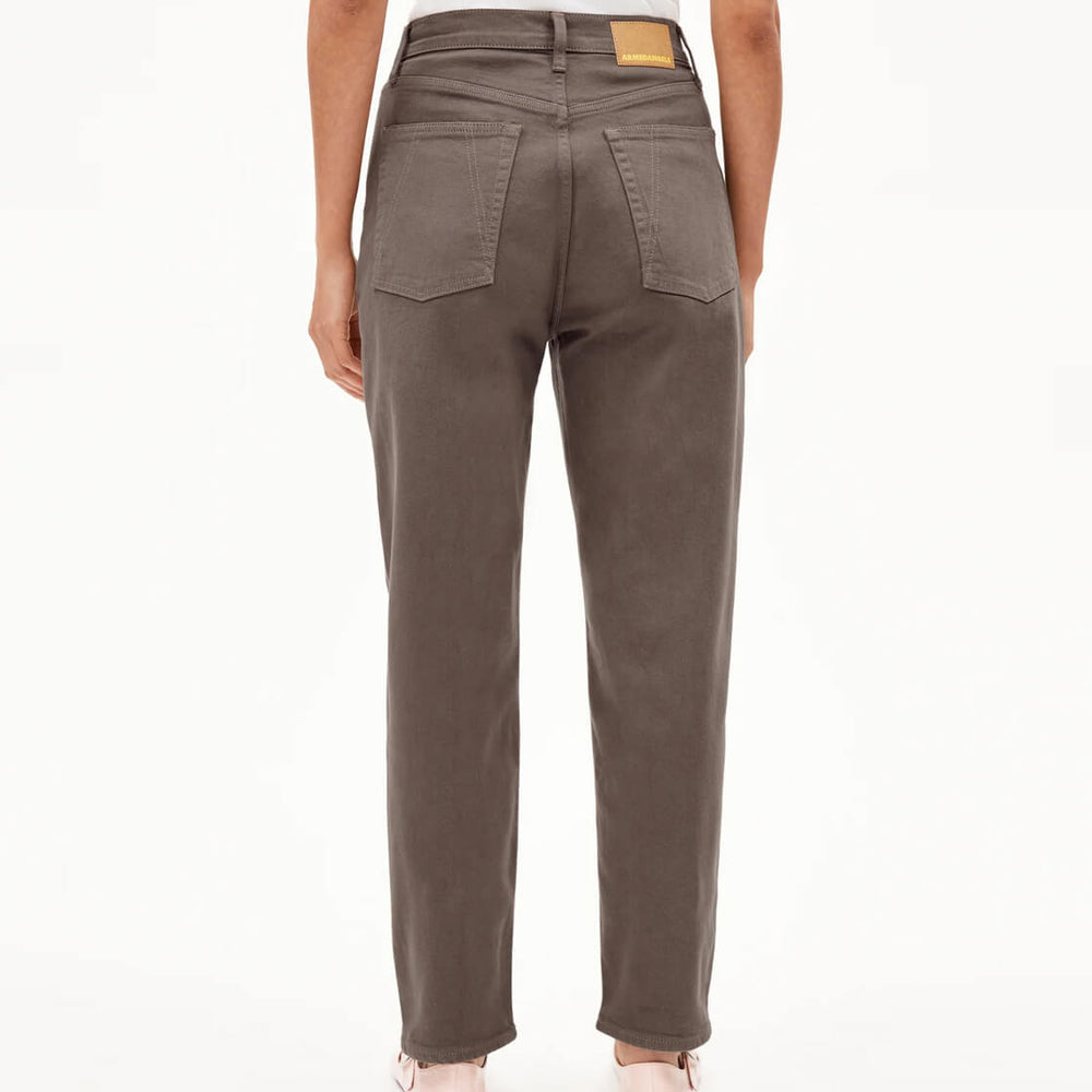 
                      
                        Armedangels W Jeans Mairaa brown walnut cream
                      
                    