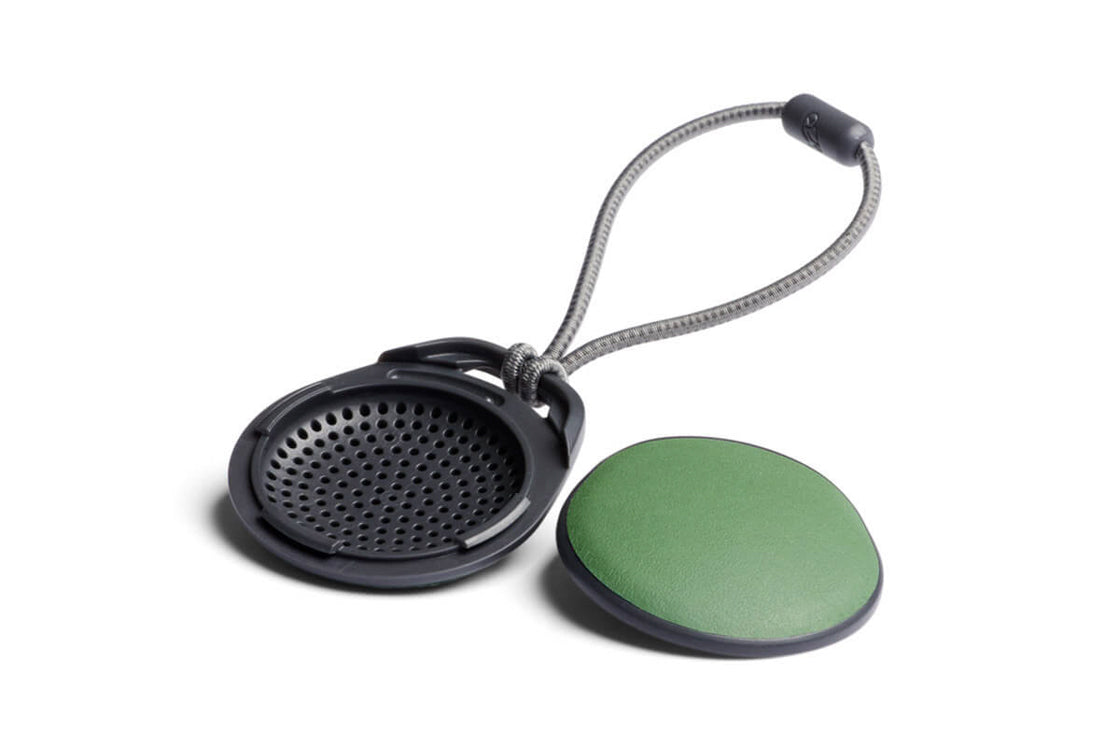 Bellroy AirTag Case Leather green ever
