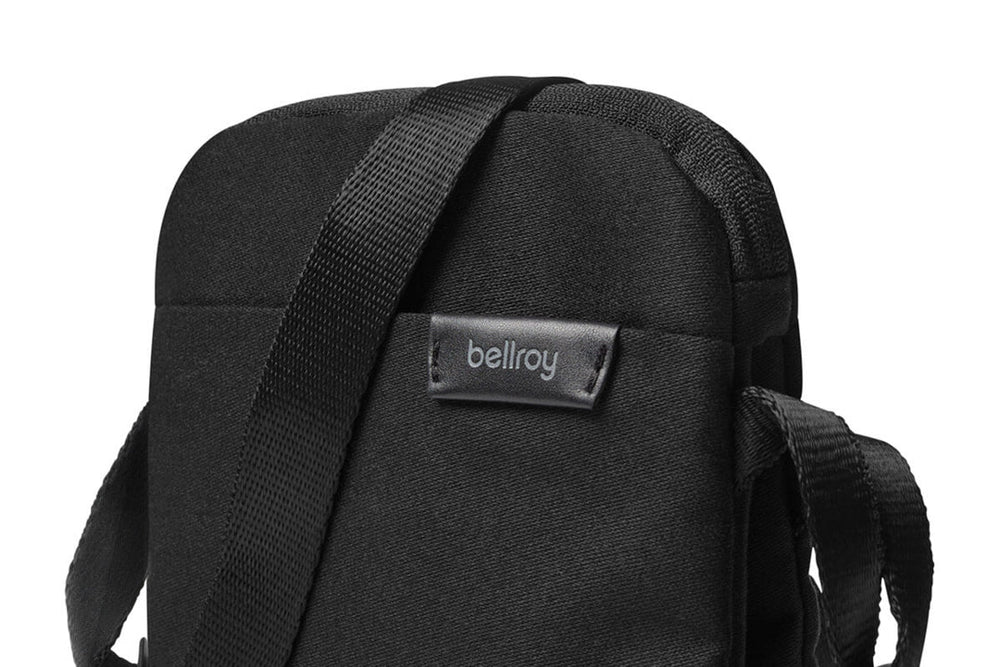 
                      
                        Bellroy Bag City Pouch black melbourne
                      
                    