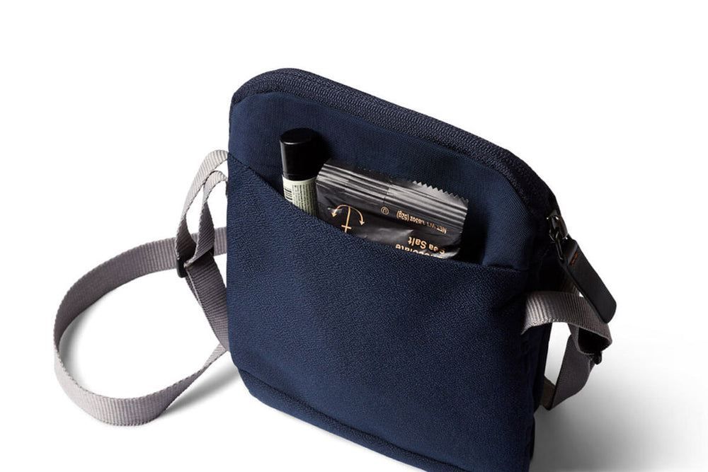 
                      
                        Bellroy Bag City Pouch blue navy
                      
                    