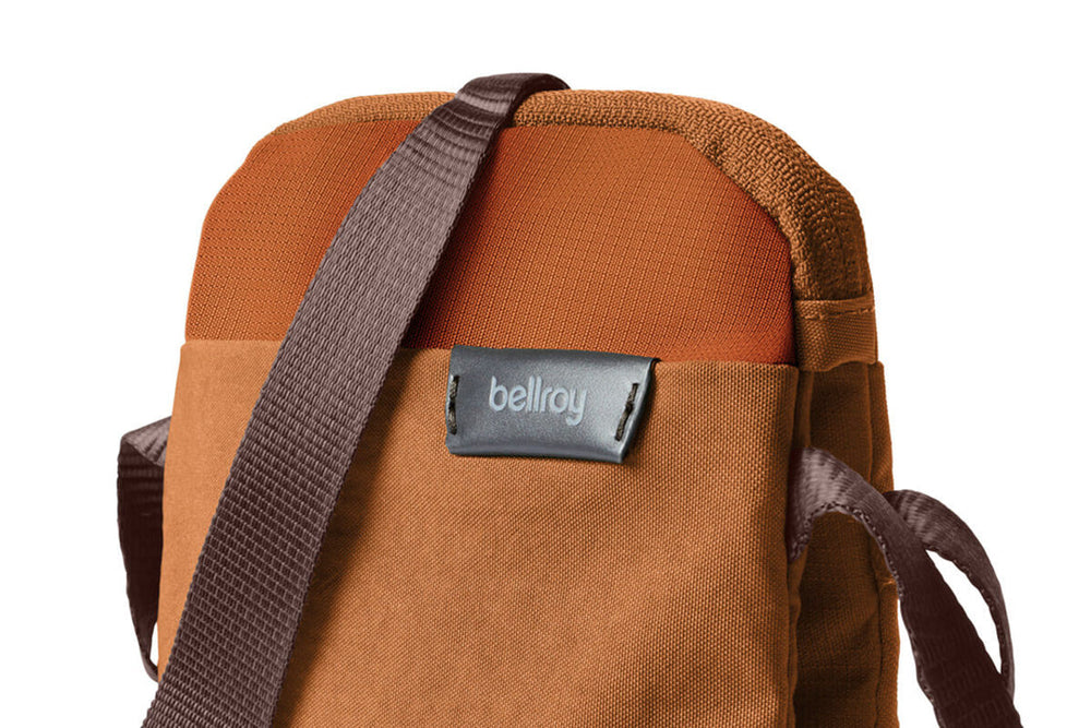 
                      
                        Bellroy Bag City Pouch brown bronze
                      
                    