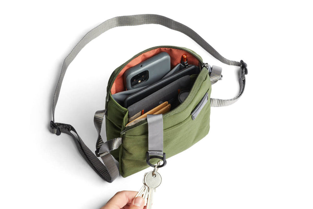 
                      
                        Bellroy Bag City Pouch green ranger
                      
                    