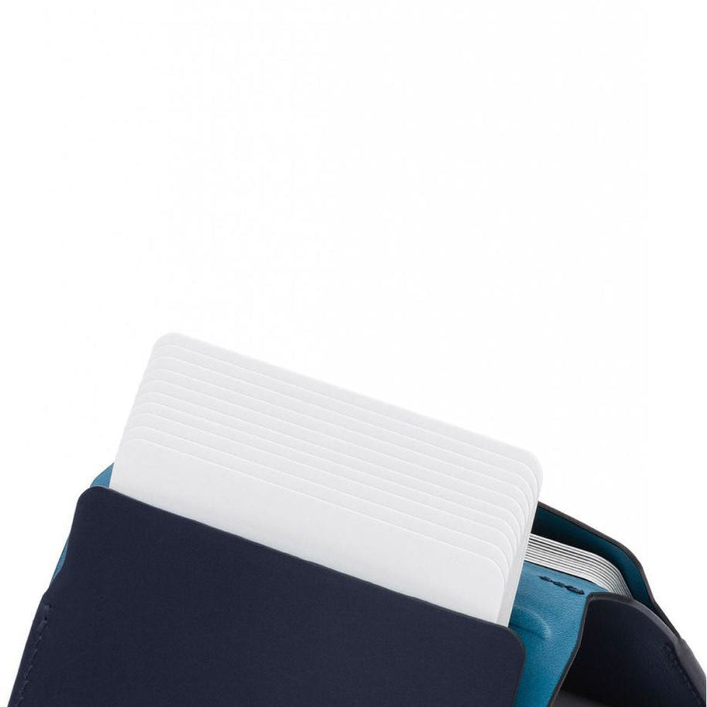 
                      
                        Bellroy Card Holder blue steel
                      
                    