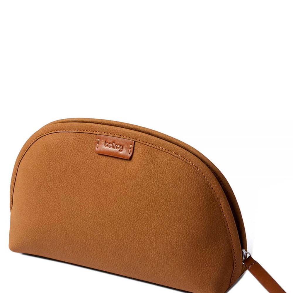 
                      
                        Bellroy Classic Pouch Leather brown tan
                      
                    