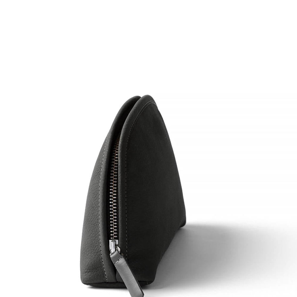 
                      
                        Bellroy Classic Pouch Leather grey charcoal
                      
                    