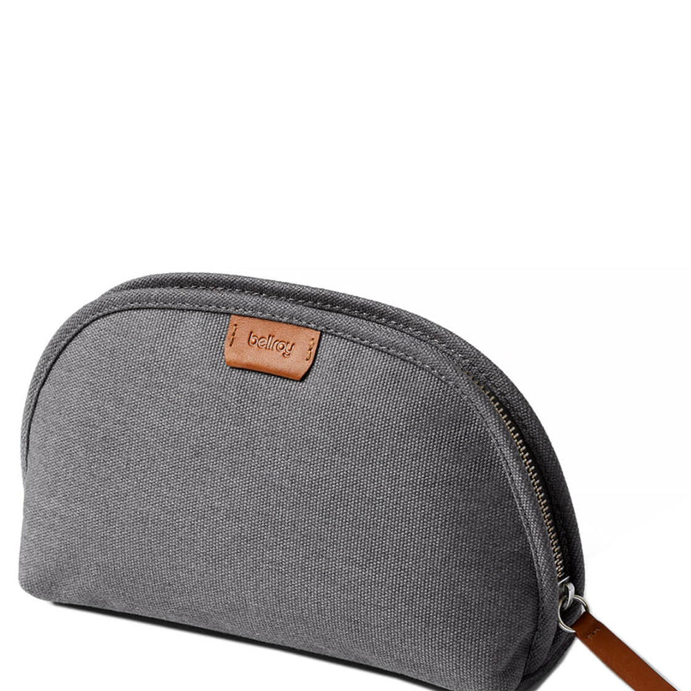 
                      
                        Bellroy Classic Pouch grey mid
                      
                    