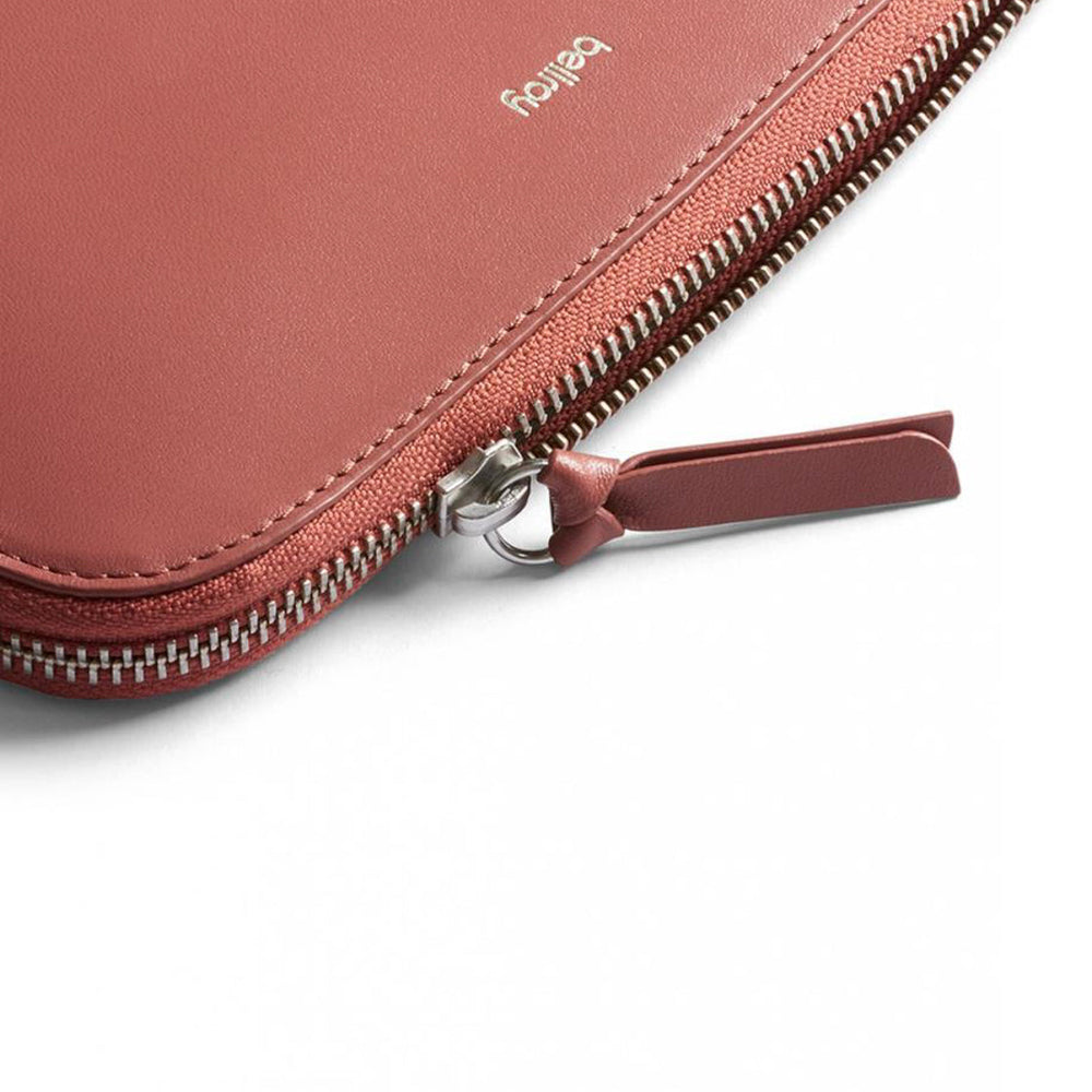 
                      
                        Bellroy Clutch pink deep blush
                      
                    