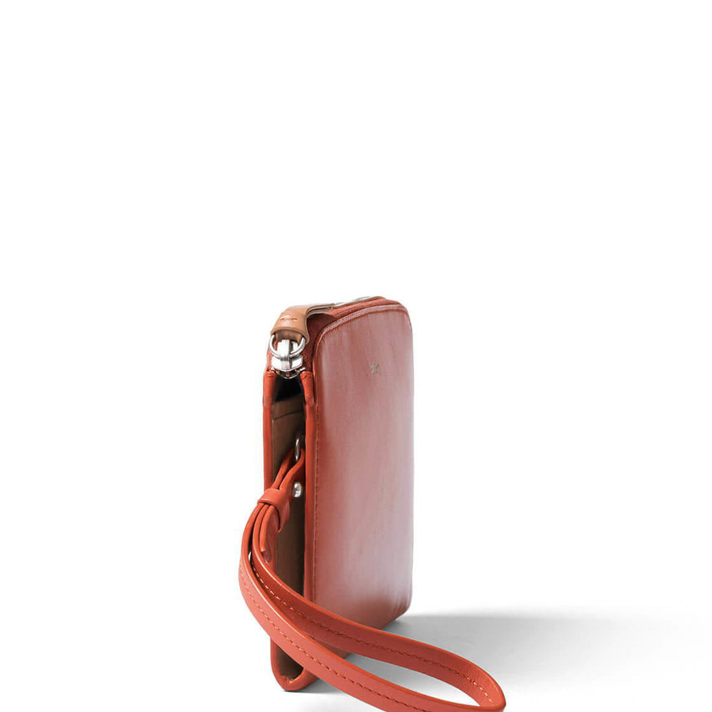 
                      
                        Bellroy Clutch red tangelo
                      
                    