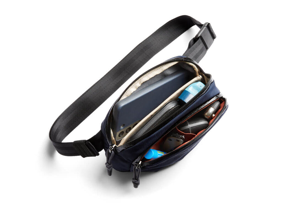 
                      
                        Bellroy Hip Pack Venture blue nightsky
                      
                    