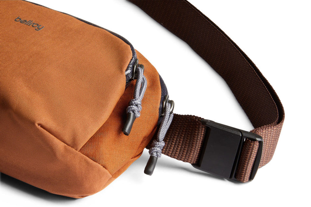 
                      
                        Bellroy Hip Pack Venture brown bronze
                      
                    