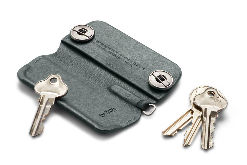 
                      
                        Bellroy Key Cover Plus III grey everglade
                      
                    