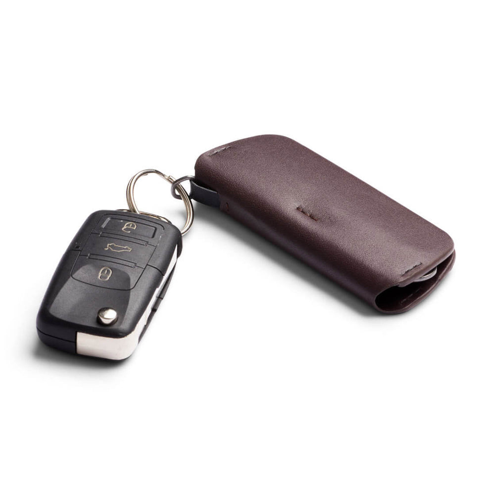 
                      
                        Bellroy Key Cover Plus III red deep plum
                      
                    