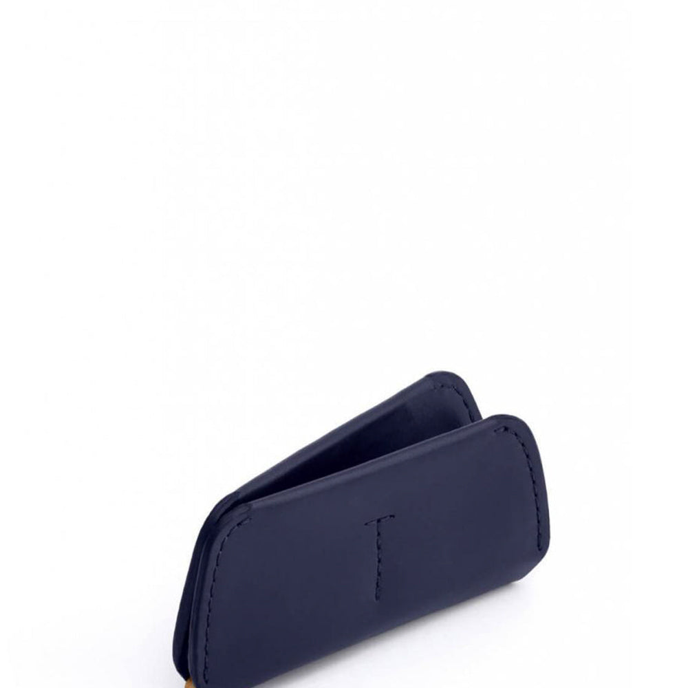 
                      
                        Bellroy Key Cover blue navy
                      
                    