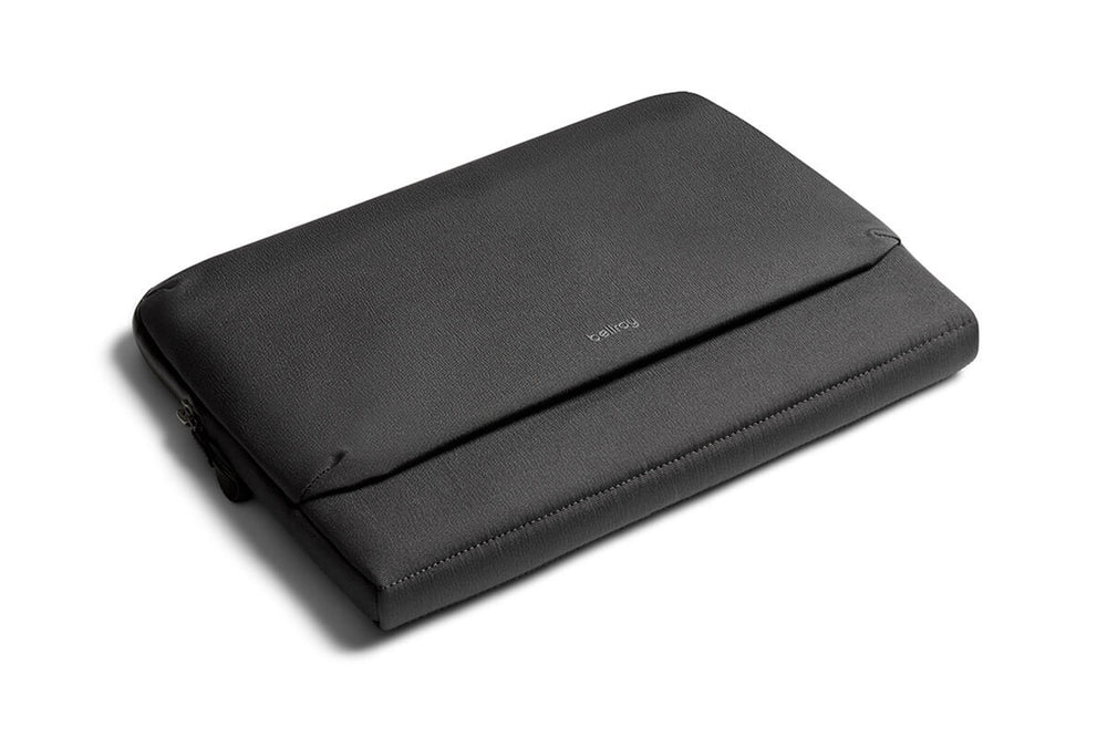 
                      
                        Bellroy Laptop Sleeve Caddy 16 Zoll black slate
                      
                    