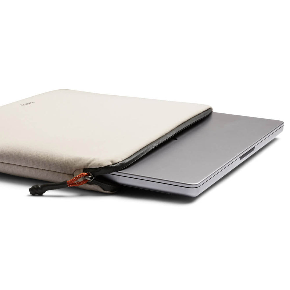 
                      
                        Bellroy Laptop Sleeve Lite 14 Zoll grey ash
                      
                    