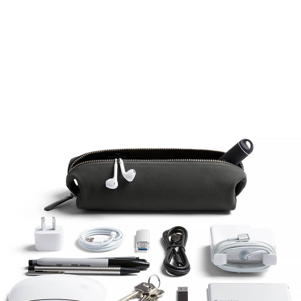 
                      
                        Bellroy Pencil Case Plus Leather grey charcoal
                      
                    