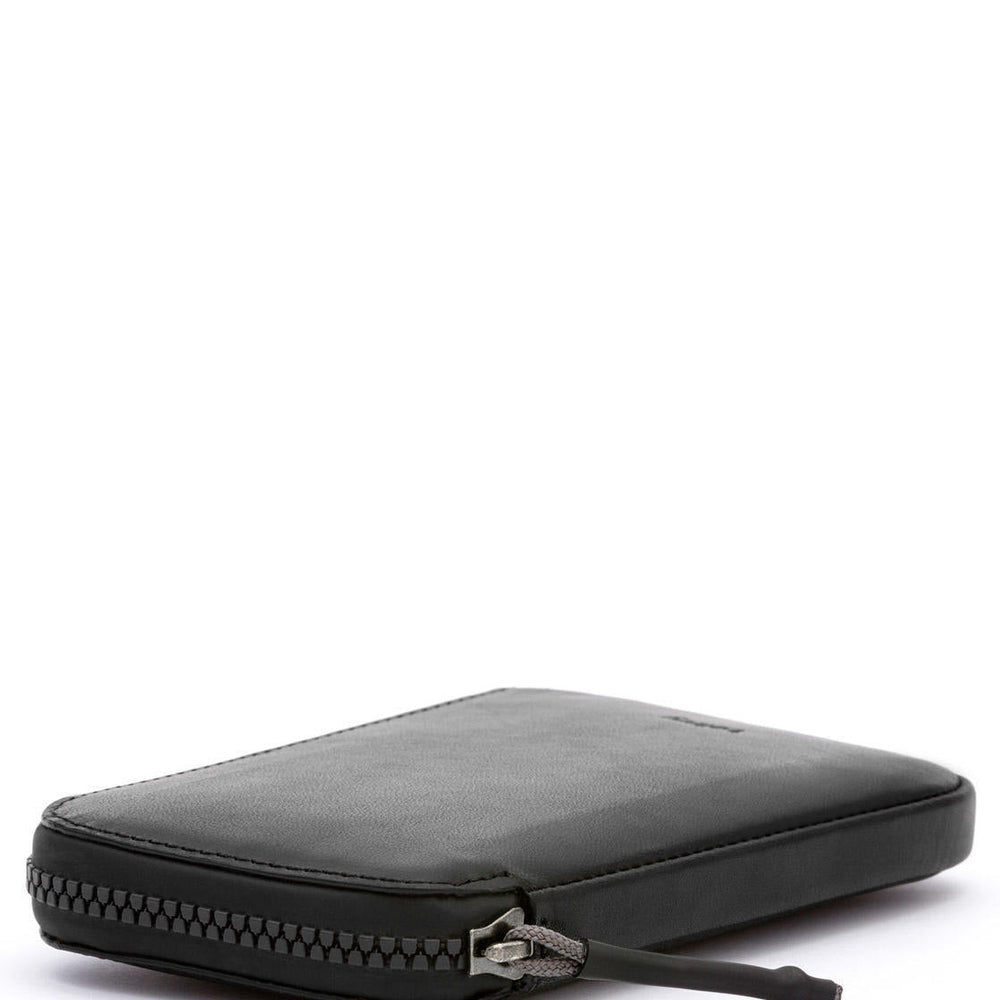 
                      
                        Bellroy Phone Pocket All-Conditions Standard black
                      
                    