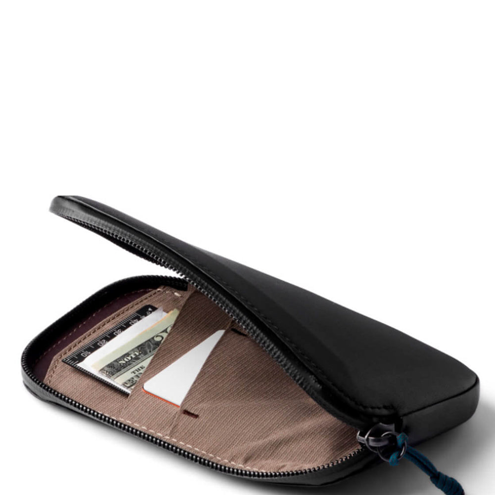 
                      
                        Bellroy Phone Pocket All-Conditions black ink
                      
                    