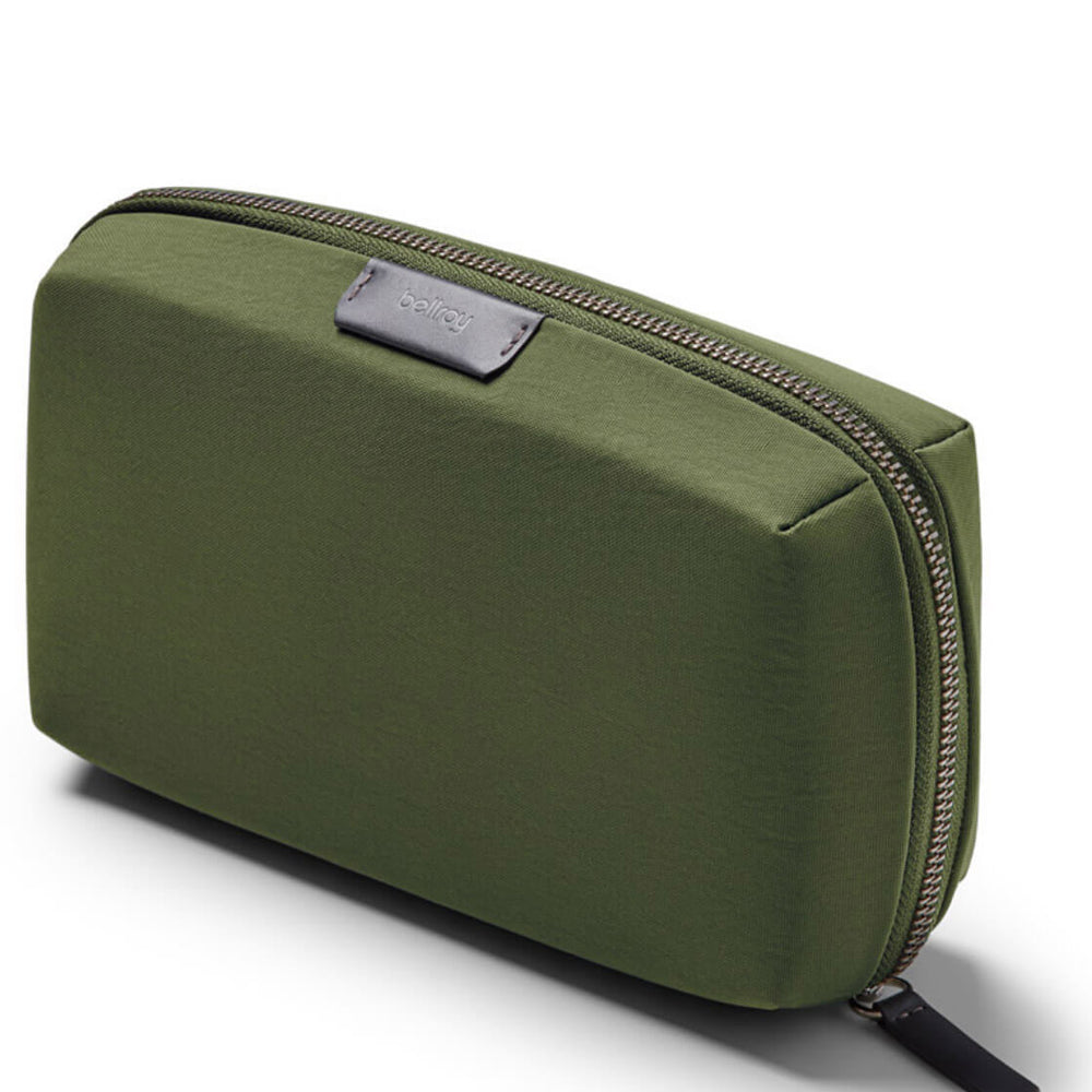 
                      
                        Bellroy Tech Kit green ranger
                      
                    