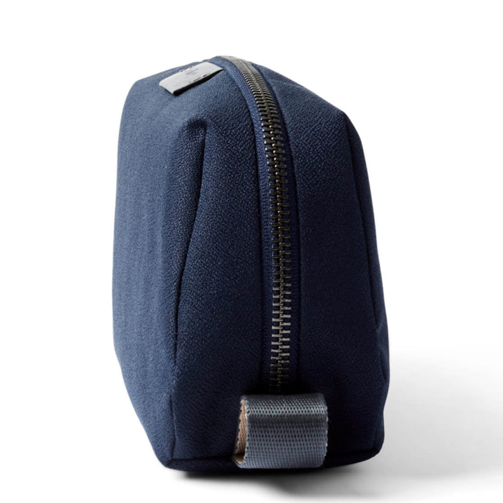 
                      
                        Bellroy Toiletry Kit blue navy
                      
                    