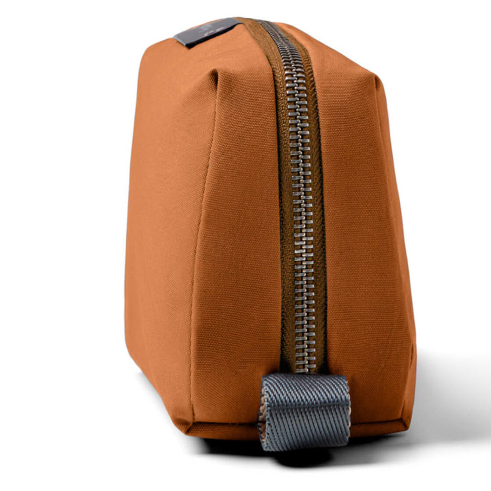 
                      
                        Bellroy Toiletry Kit brown bronze
                      
                    