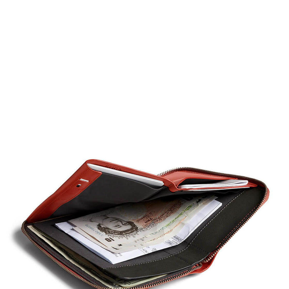 
                      
                        Bellroy Travel Folio RFID red tangelo
                      
                    