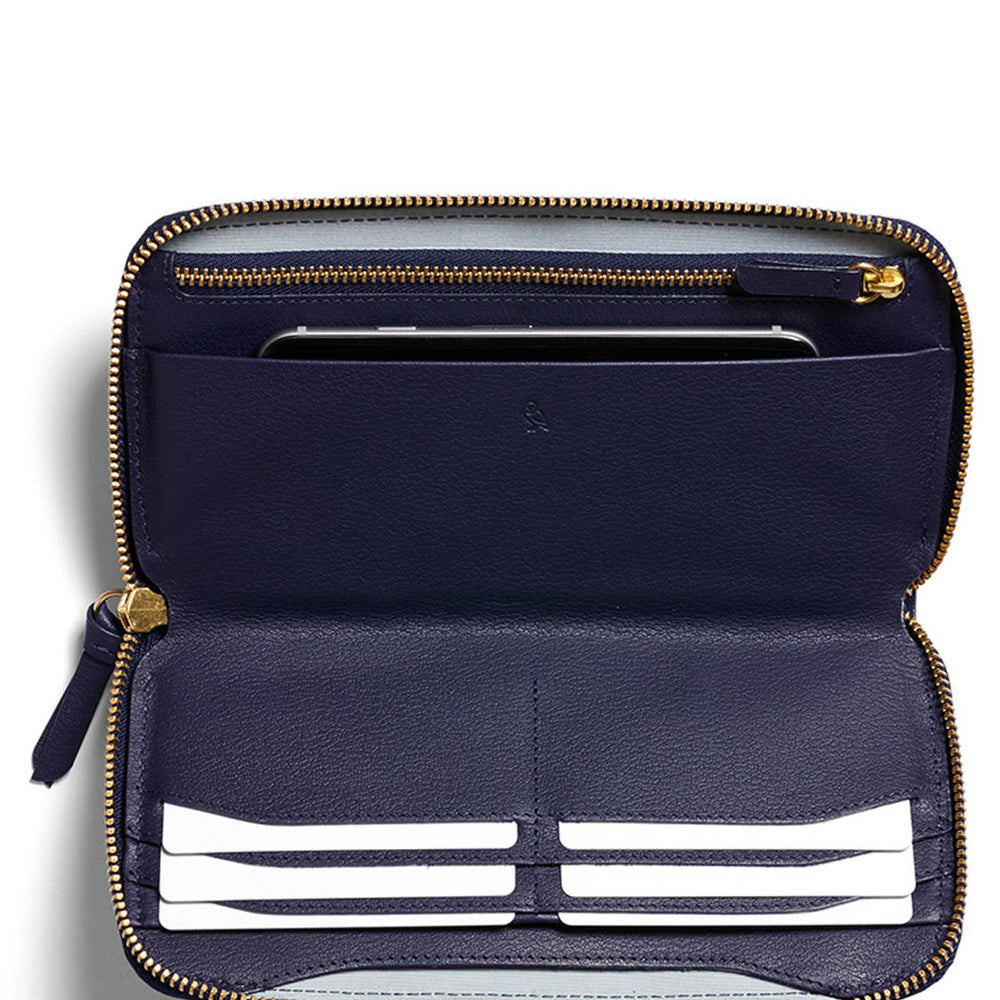 
                      
                        Bellroy Wallet Folio blue navy
                      
                    