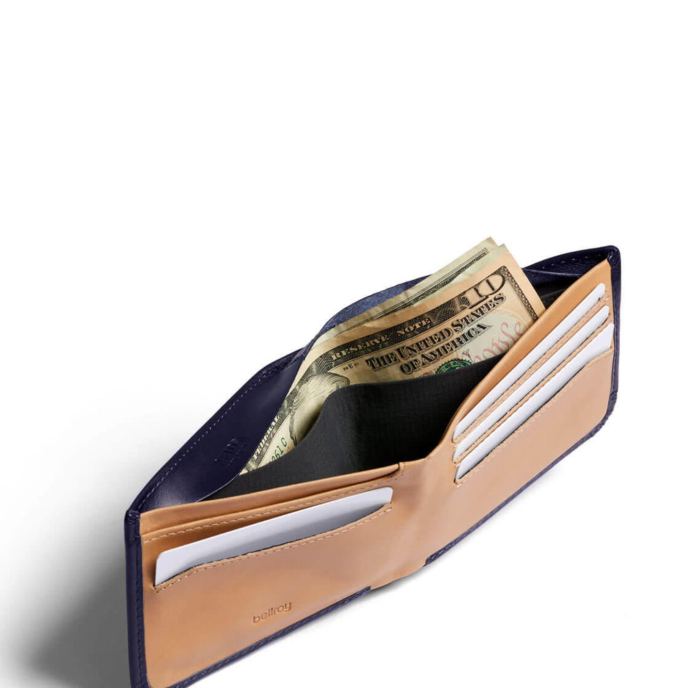 
                      
                        Bellroy Wallet Hide and Seek HI RFID blue navy
                      
                    