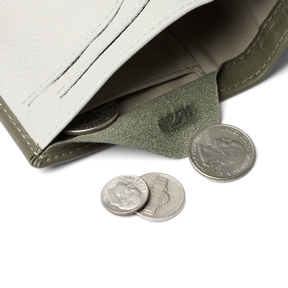 
                      
                        Bellroy Wallet Note Sleeve II RFID green willow
                      
                    