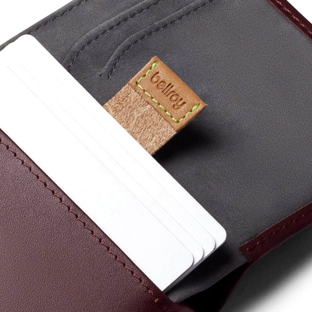
                      
                        Bellroy Wallet Note Sleeve II RFID red wine
                      
                    